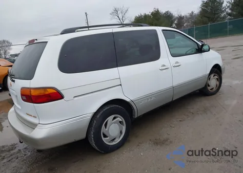 1998 Toyota Sienna Xle из США, поврежденный, VIN 4T3ZF13C0WU076226